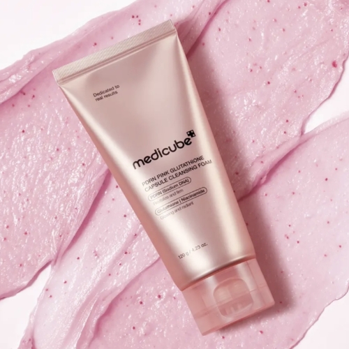 Medicube PDRN Pink Glutathione Capsule Cleansing Foam 120g